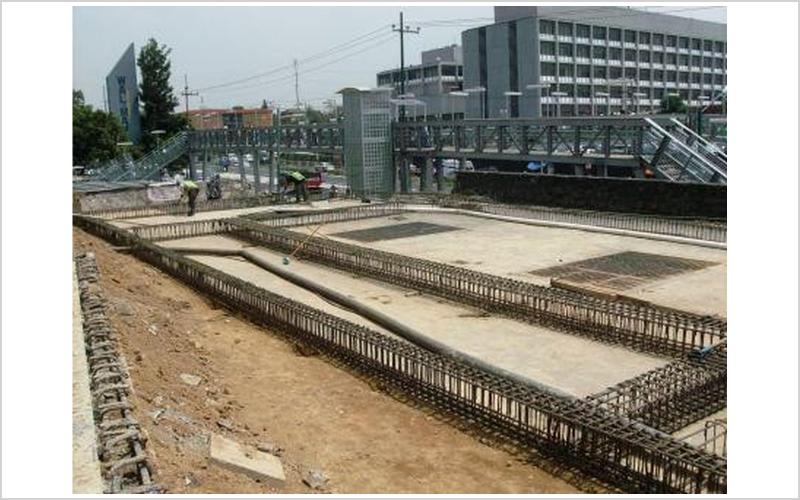 Trabajos de estructura de concreto y armado en infraestructura vial